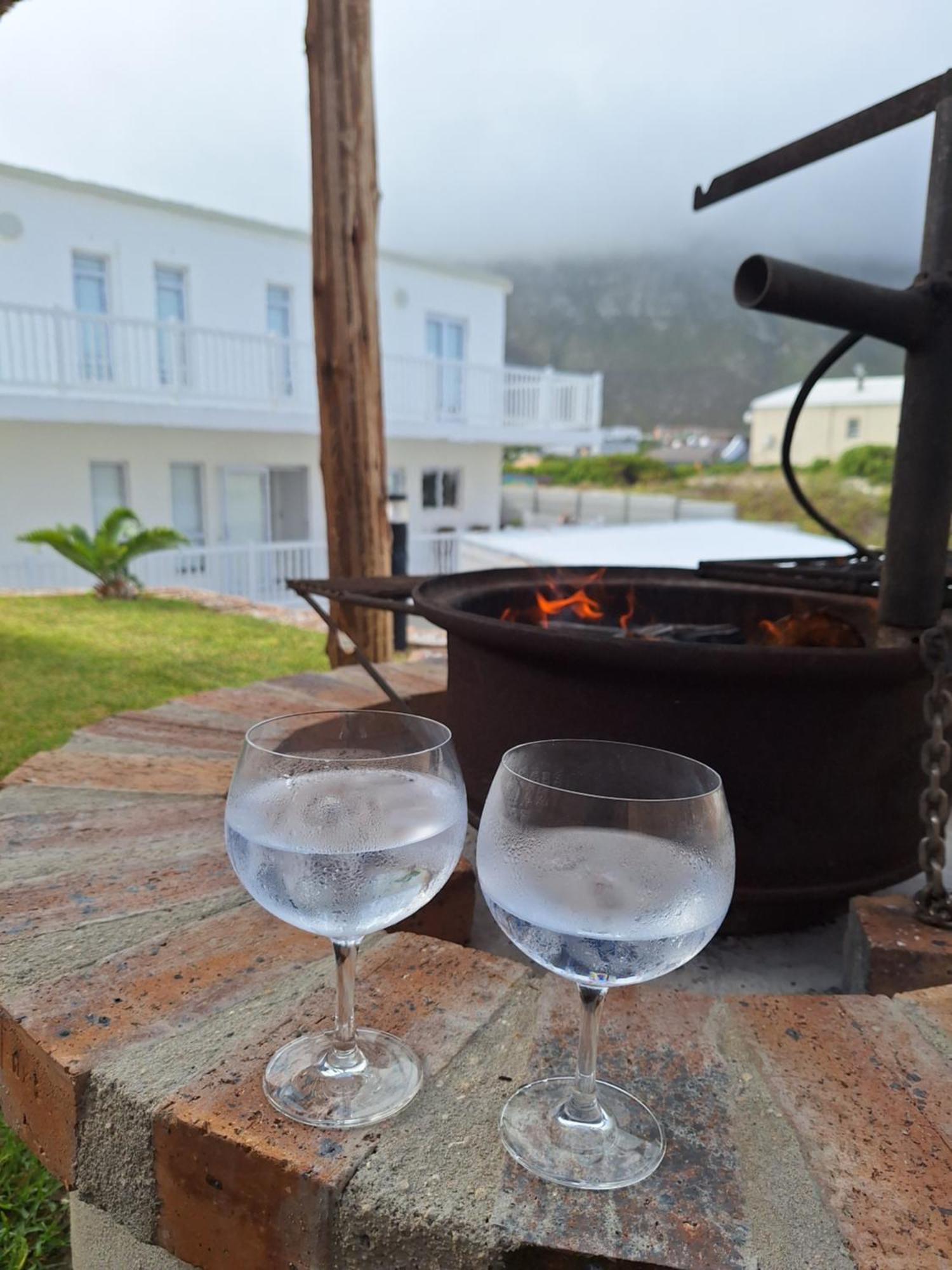 Nivenia Beach House Bettyʼs Bay Exteriér fotografie