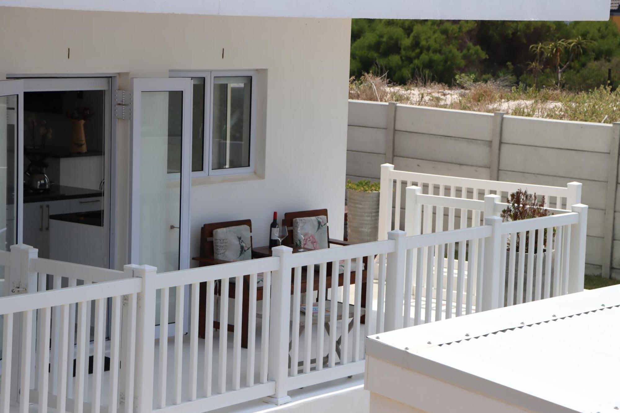 Nivenia Beach House Bettyʼs Bay Exteriér fotografie