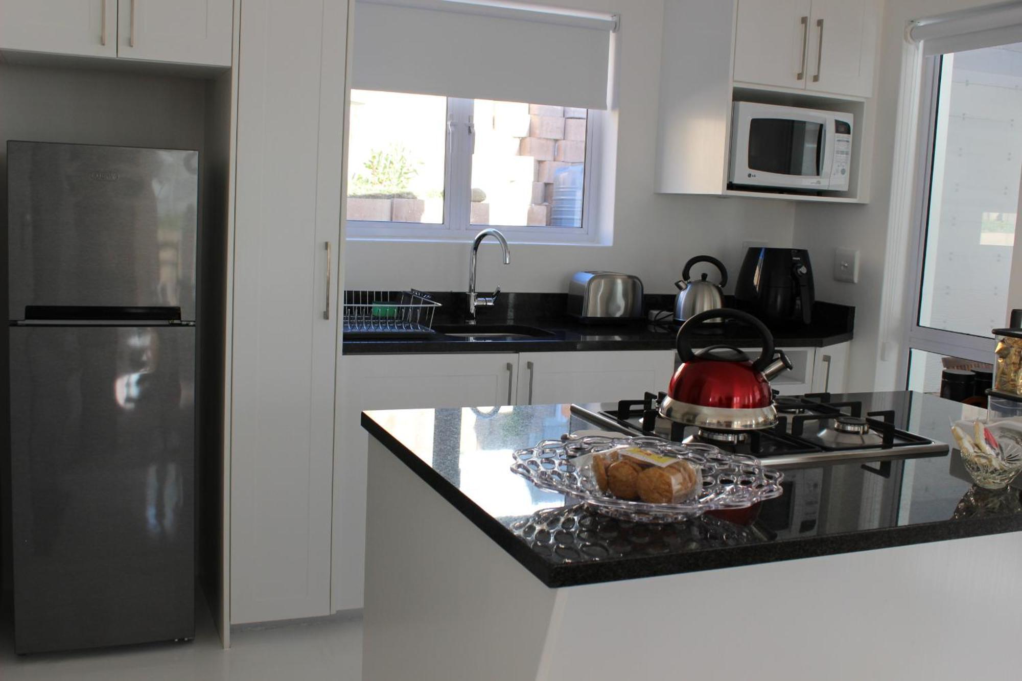 Nivenia Beach House Bettyʼs Bay Exteriér fotografie